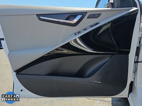 Used 2023 Kia Niro Wave image 23