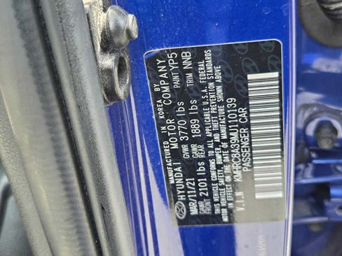 Used 2021 Hyundai Venue SEL FWD image 19