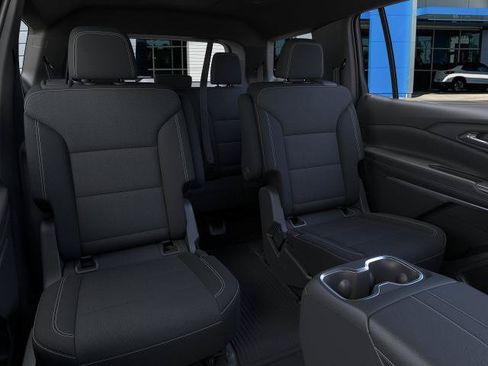 New 2026 Chevrolet Traverse LT w/ LPO, Floor Liner Package FWD image 17