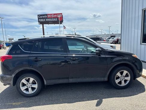 Used 2013 Toyota RAV4 XLE AWD/4WD image 9