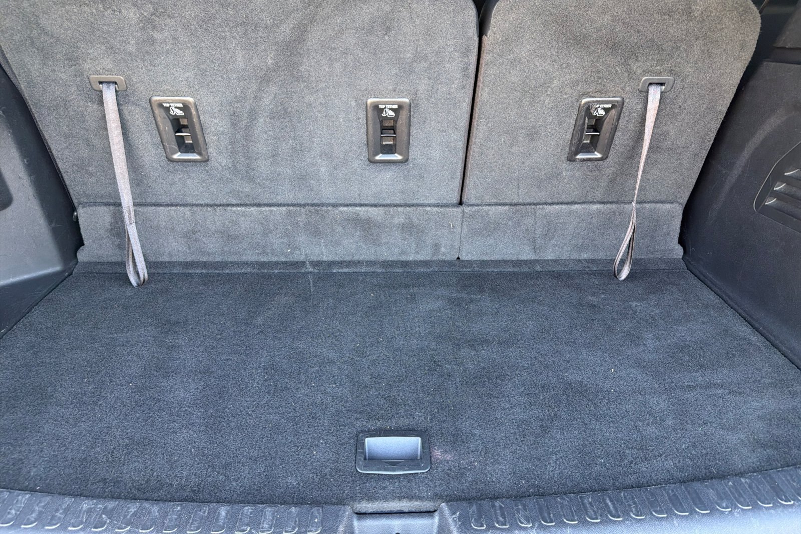 Used 2025 Chevrolet Traverse LT FWD image 19
