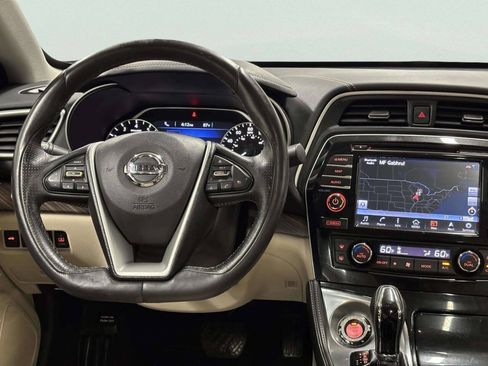 Used 2016 Nissan Maxima Platinum FWD image 24