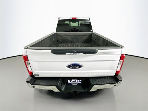 Used 2019 Ford F250 Lariat w/ Lariat Value Package image 30