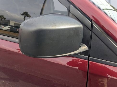 Used 2018 Dodge Grand Caravan SE w/ UConnect Hands-Free Group image 11