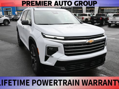 New 2026 Chevrolet Traverse High Country w/ LPO, Floor Liner Package AWD/4WD image 1