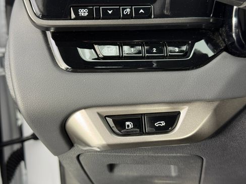 Used 2024 Lexus RX 500h F Sport w/ Convenience Package image 18