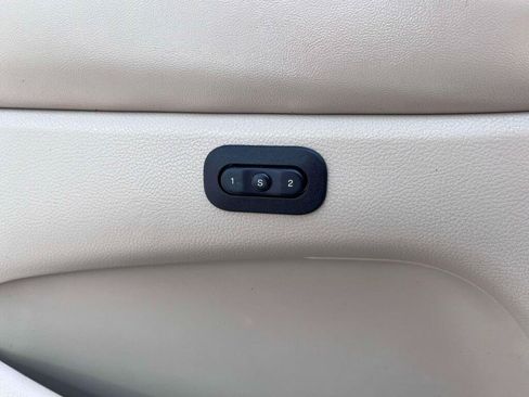 Used 2016 Jeep Grand Cherokee Limited AWD/4WD image 35
