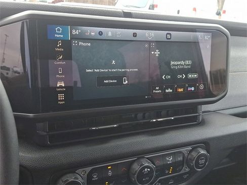 Used 2024 Jeep Wrangler Sport S image 17