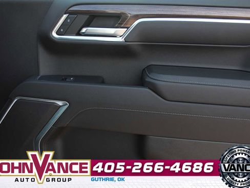 Used 2022 Chevrolet Silverado 1500 LT Trail Boss image 17