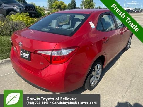 Used 2015 Toyota Corolla LE FWD image 3