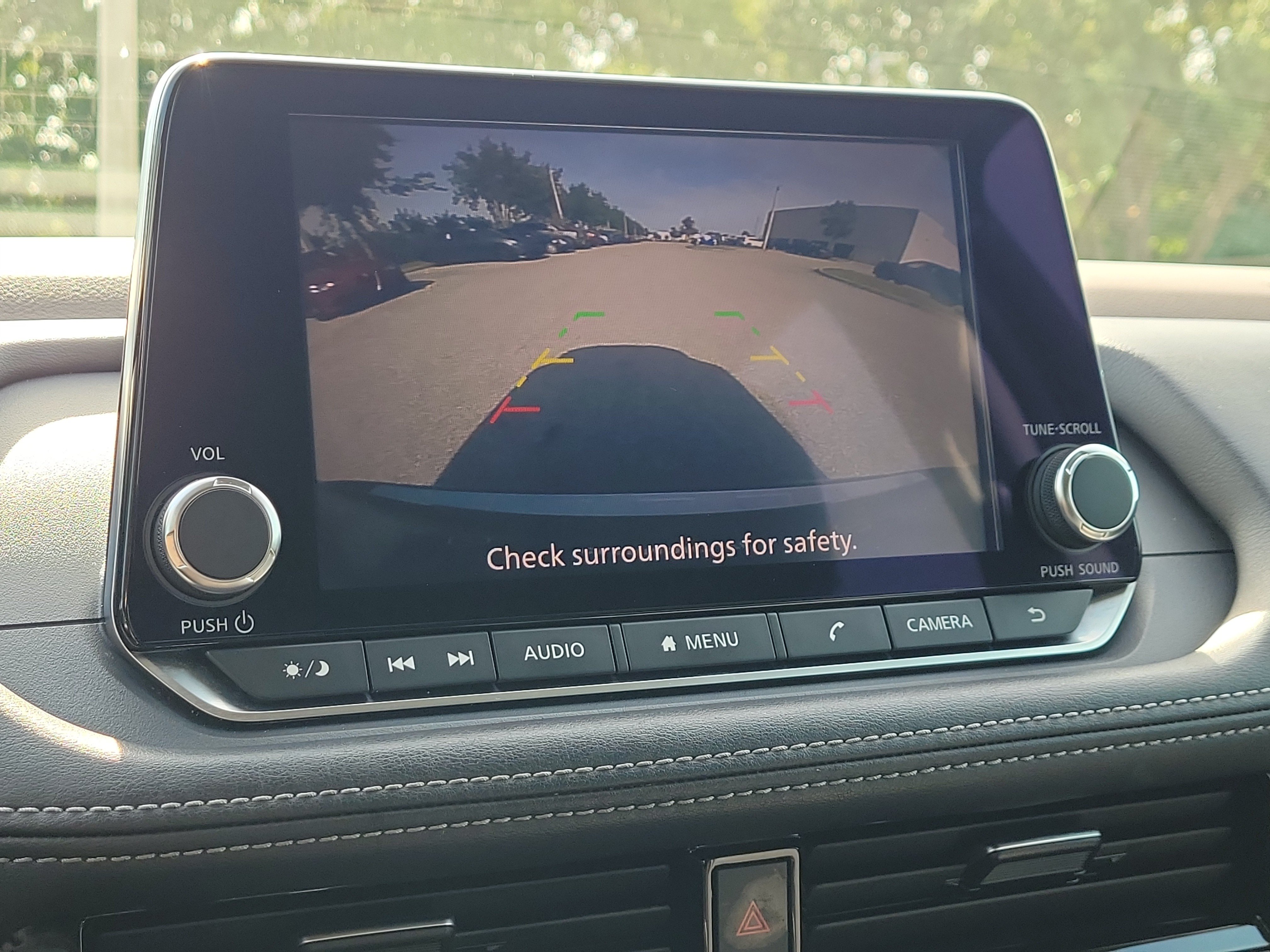 Certified 2022 Nissan Rogue SV FWD image 27