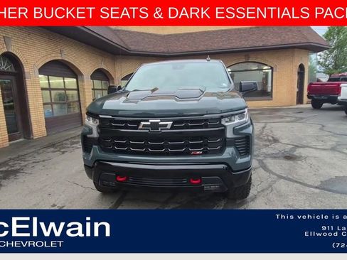 Used 2025 Chevrolet Silverado 1500 LT Trail Boss w/ Convenience Package II AWD/4WD image 4