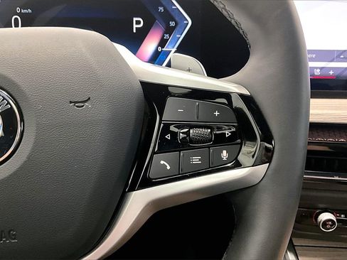 Used 2025 BMW 330i xDrive Sedan image 21