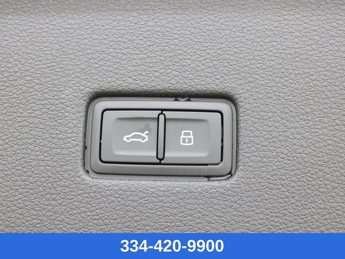 Used 2024 Audi RS Q8 image 32