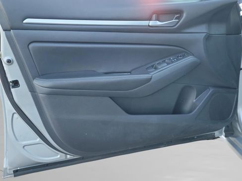 Certified 2022 Nissan Altima 2.5 SV image 29