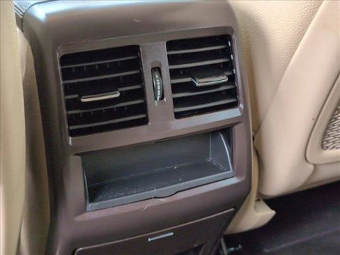 Used 2017 Mercedes-Benz GLE 350 image 18