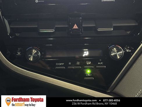 Used 2023 Toyota Camry SE AWD/4WD image 27
