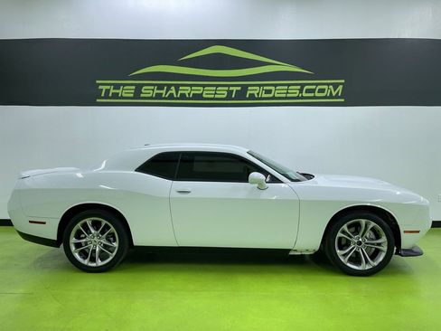 Used 2022 Dodge Challenger GT image 11