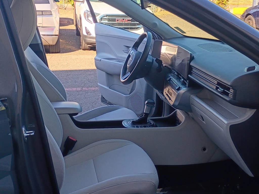 Certified 2025 Hyundai Kona SEL AWD/4WD image 20
