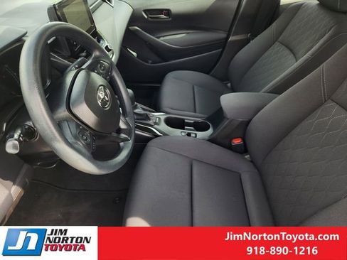 Used 2026 Toyota Corolla LE FWD image 13