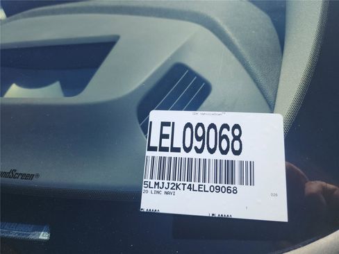 Certified 2020 Lincoln Navigator Reserve w/ Luxury Package RWD image 12