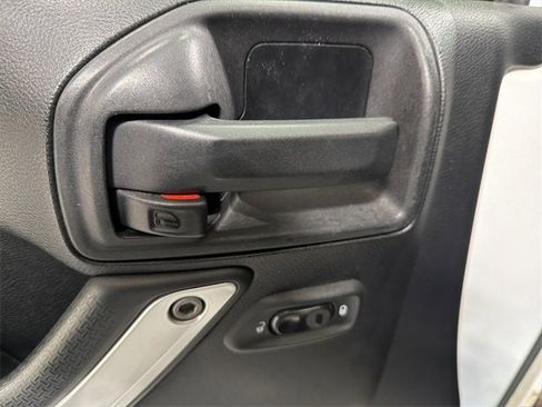 Used 2013 Jeep Wrangler Unlimited Sahara w/ Dual Top Group image 14