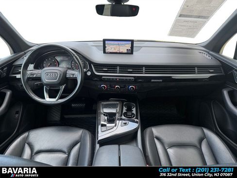 Used 2019 Audi Q7 3.0T Premium w/ Convenience Package AWD/4WD image 12