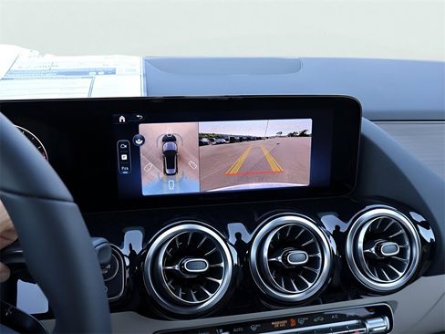 New 2026 Mercedes-Benz GLA 250 4MATIC image 24