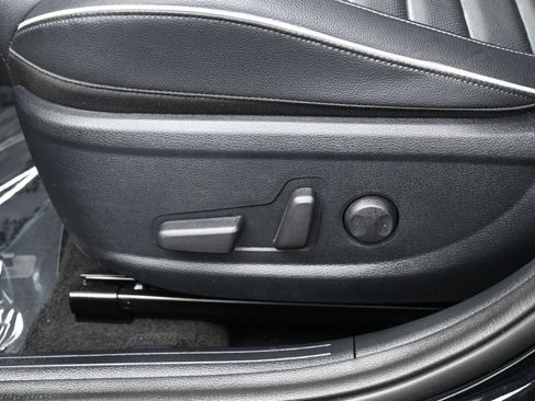 Used 2024 Kia Forte GT-Line w/ GT-Line Premium Package FWD image 12