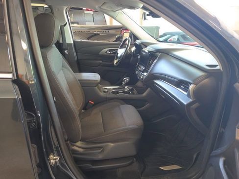 Used 2021 Chevrolet Traverse LT w/ LPO, Floor Liner Package AWD/4WD image 22