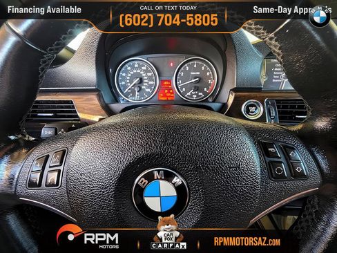 Used 2013 BMW 328i Convertible image 11