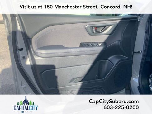 Used 2025 Subaru Forester Premium image 11