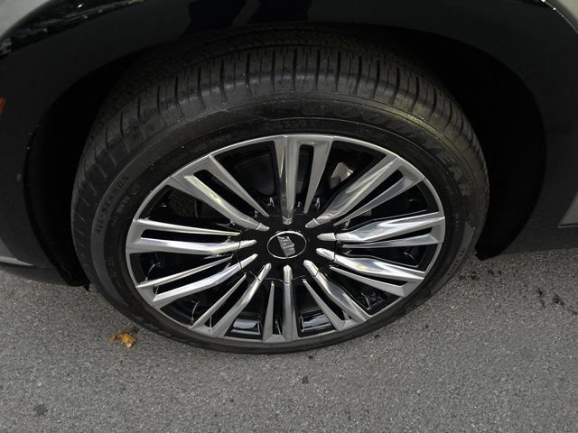 Certified 2026 Cadillac Vistiq Premium Luxury AWD/4WD image 43