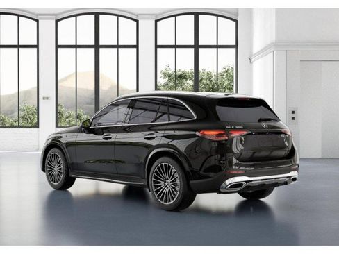 New 2026 Mercedes-Benz GLC 300 image 28