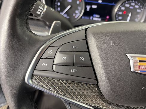 Used 2024 Cadillac XT5 Sportv w/ Technology Package AWD/4WD image 29