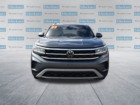 Used 2023 Volkswagen Atlas Cross Sport SE image 2