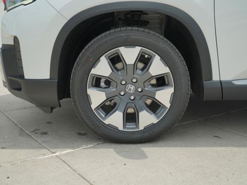 New 2026 Honda Pilot Elite image 11