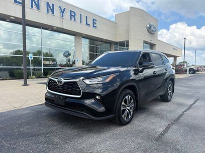 Used 2024 Toyota Highlander XLE
