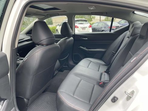 Used 2023 Nissan Altima 2.5 SR w/ SR Premium Package AWD/4WD image 13