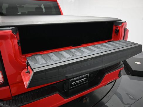 Used 2022 GMC Sierra 1500 Elevation image 27