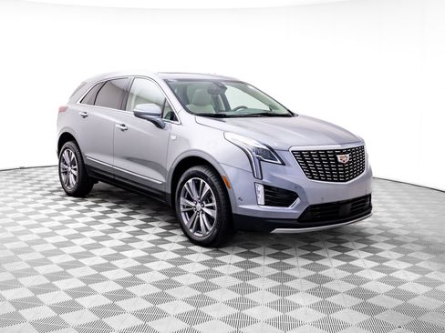 Certified 2026 Cadillac XT5 Premium Luxury w/ Driver Assist Package AWD/4WD image 8