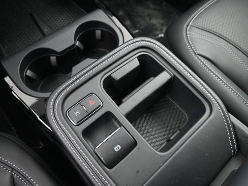 New 2025 Ford Mustang Mach-E Premium image 16