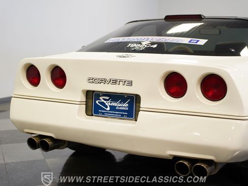 Used 1988 Chevrolet Corvette Coupe RWD image 27