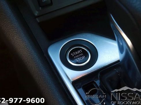 Used 2024 Nissan Sentra SV image 19