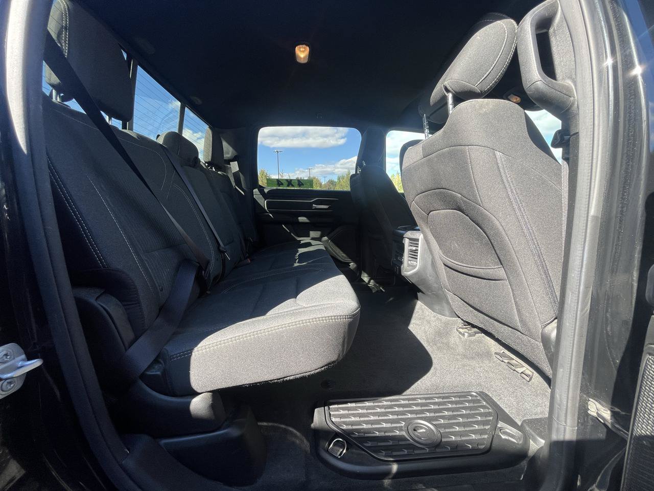 Used 2019 RAM 1500 Big Horn AWD/4WD image 16