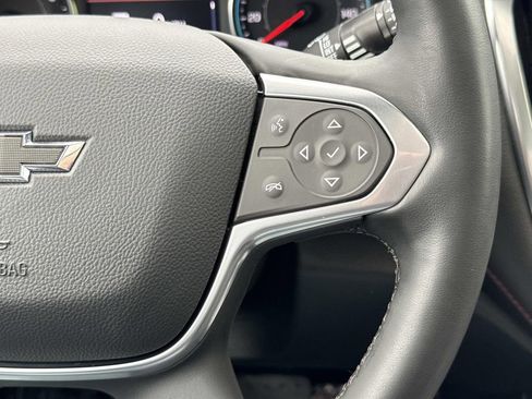 Used 2023 Chevrolet Traverse RS AWD/4WD image 9