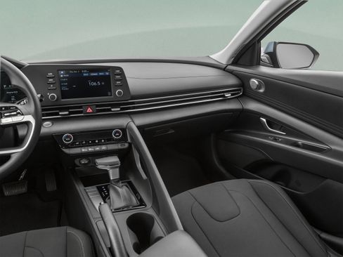 Used 2023 Hyundai Elantra SEL w/ Convenience Package FWD image 38
