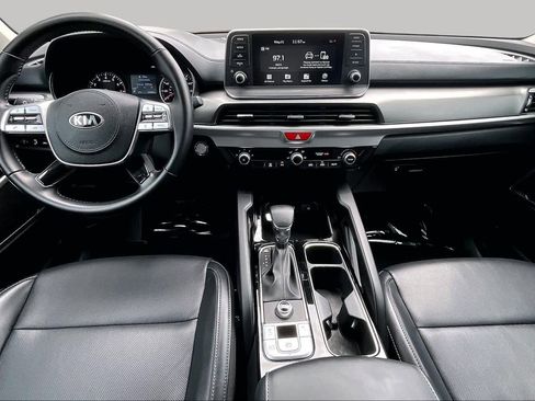 Used 2021 Kia Telluride LX FWD image 15