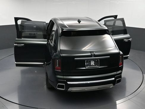 New 2026 Rolls-Royce Cullinan AWD/4WD image 39