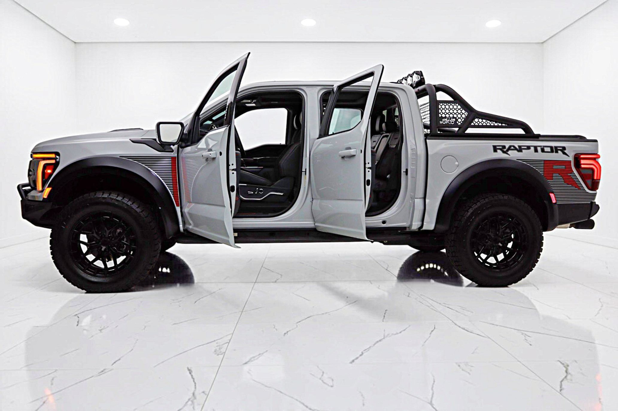 Used 2026 Ford F150 Raptor w/ Equipment Group 803A Raptor R AWD/4WD image 4